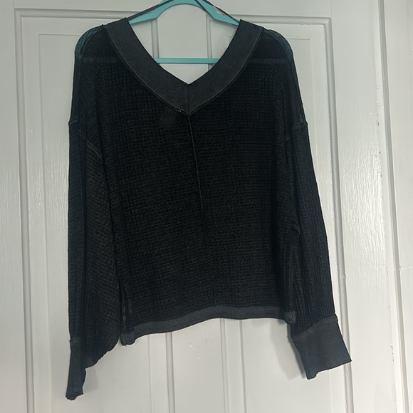 Black Long Sleeve from Free People, rarely worn! - Picture 3 of 3